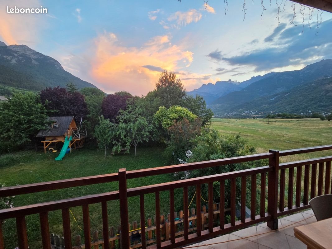 Maison à vendre, 170m², Villar-Saint-Pancrace