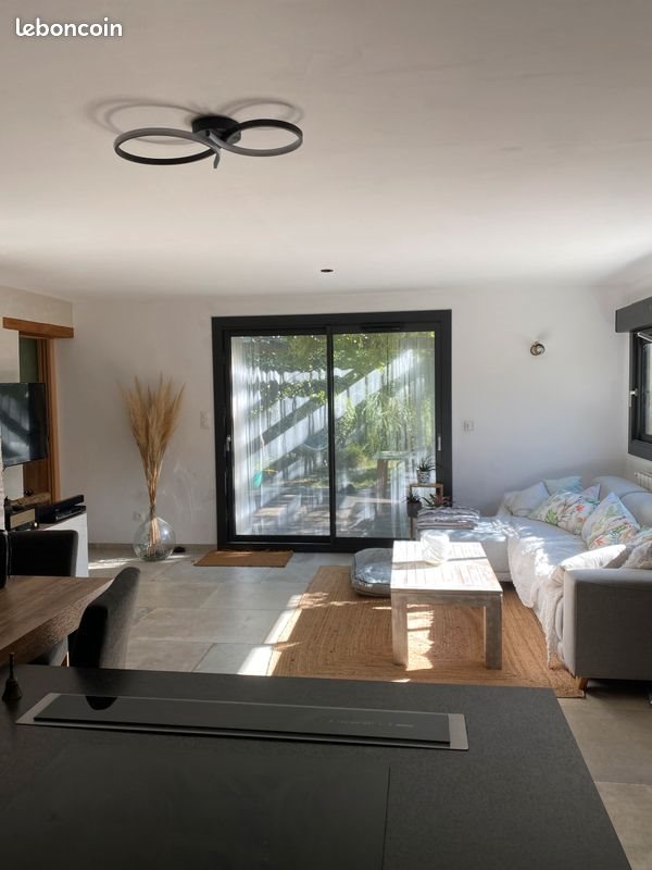 Maison à vendre, 140m², Eygalières