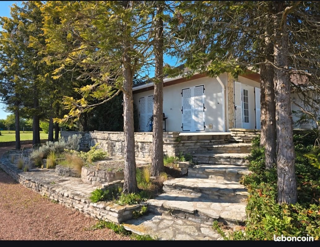 Maison à vendre, 113m², Ambierle