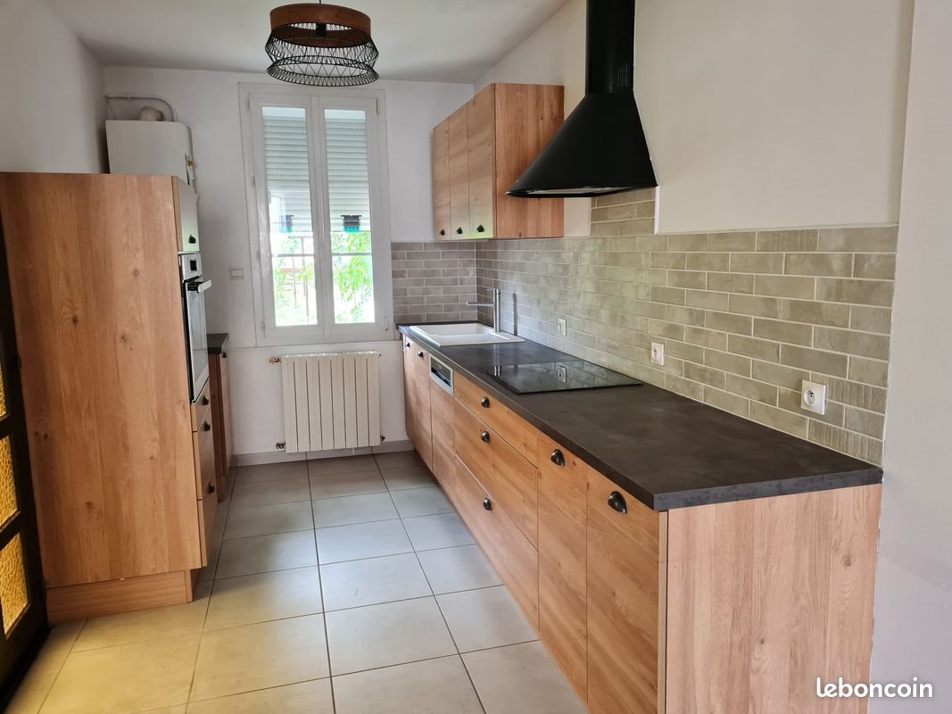 Maison à louer, 99m², Bourges