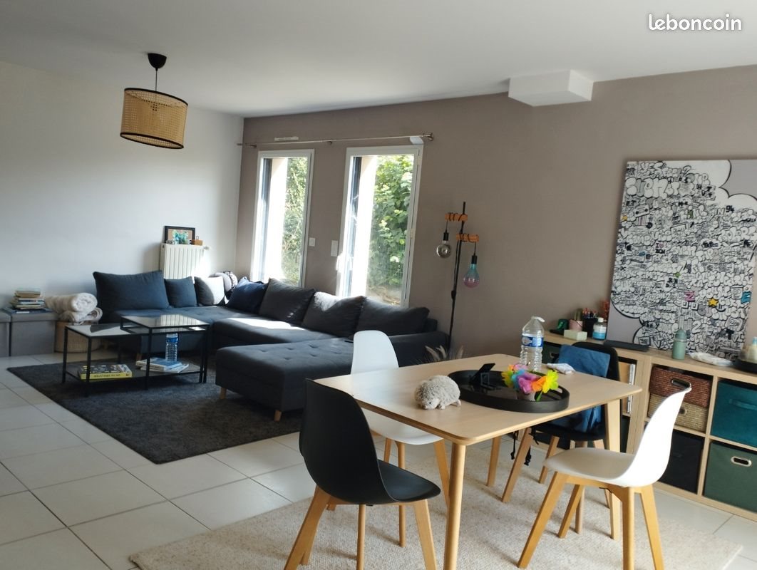 Maison à louer, 125m², Parthenay-de-Bretagne