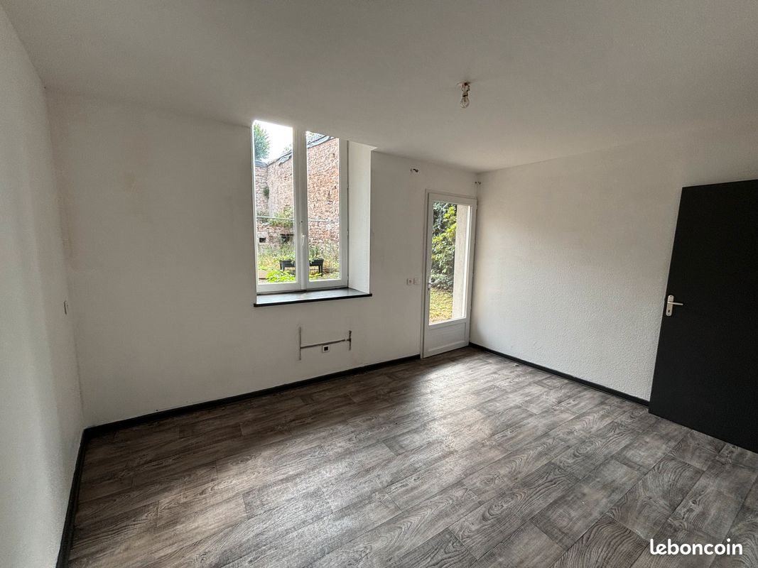 Appartement à louer, 34m², Noirétable