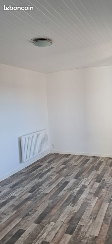 Maison à louer, 70m², Matha