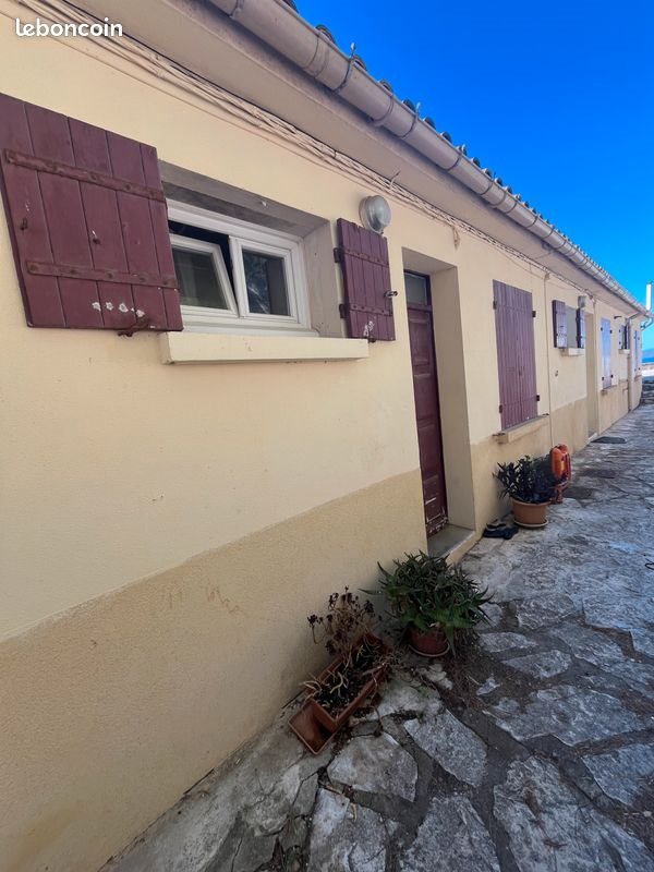 Appartement à vendre, 45m², Saint-Mitre-les-Remparts