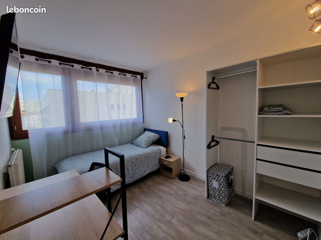 Appartement à louer, 15m², Saint-Etienne