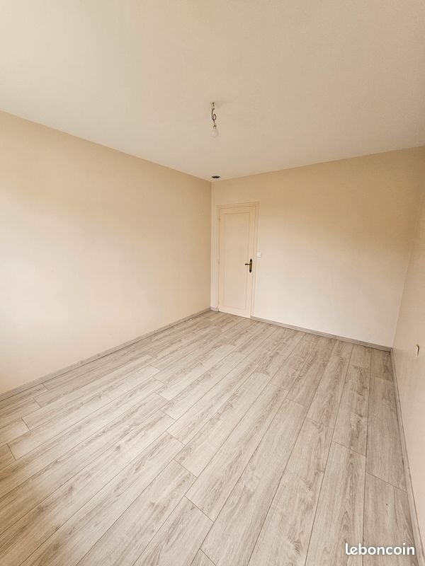 Maison à louer, 90m², Bourneville