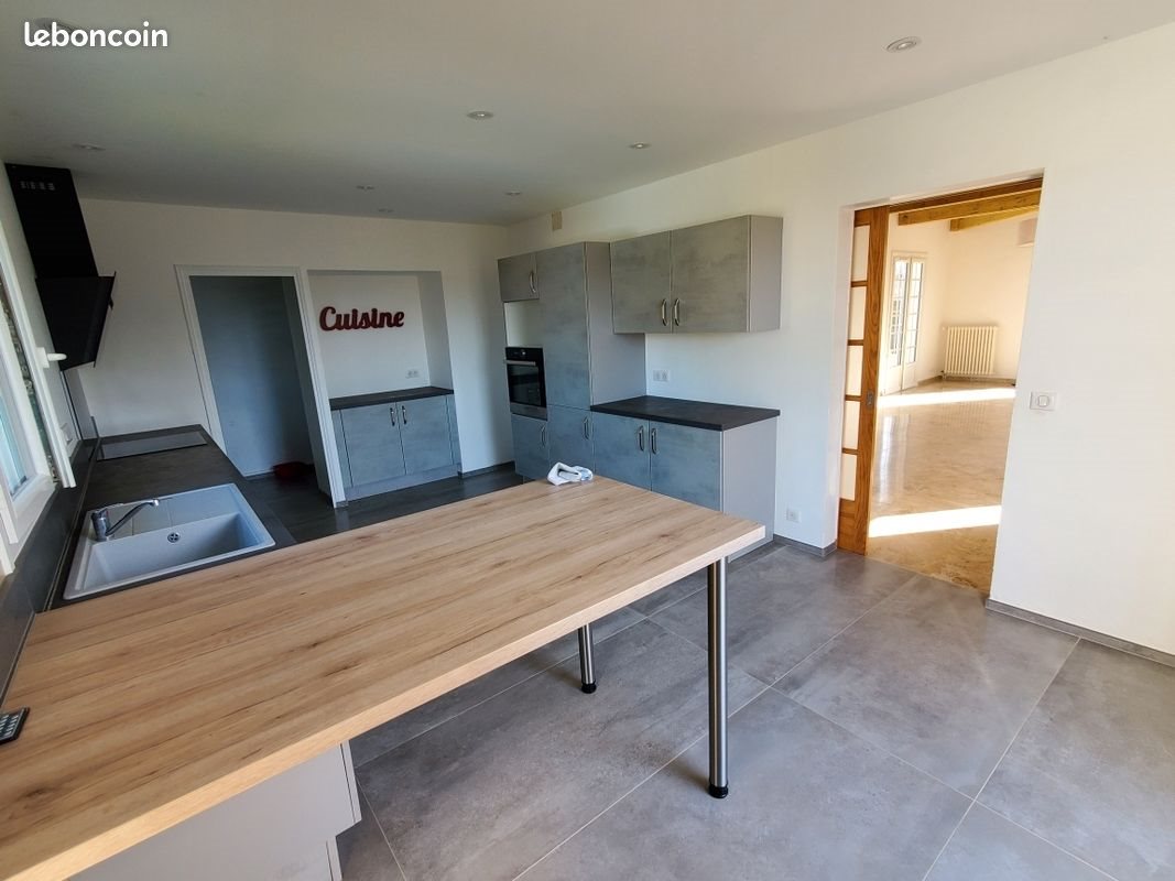 Maison à vendre, 262m², Trélissac