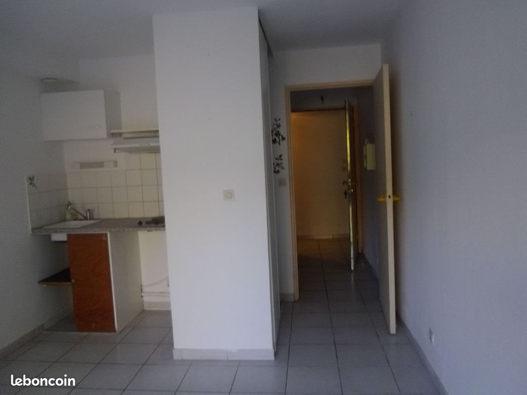 Appartement à louer, 20m², Nîmes
