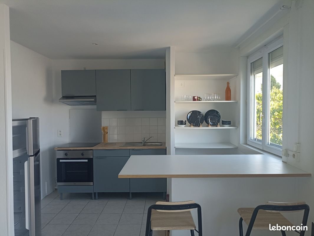 Appartement à louer, 27m², Nîmes