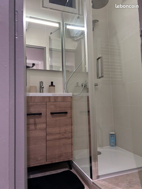 Appartement à louer, 19m², Nîmes