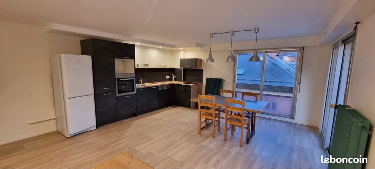 Appartement à louer, 67m², Sallanches