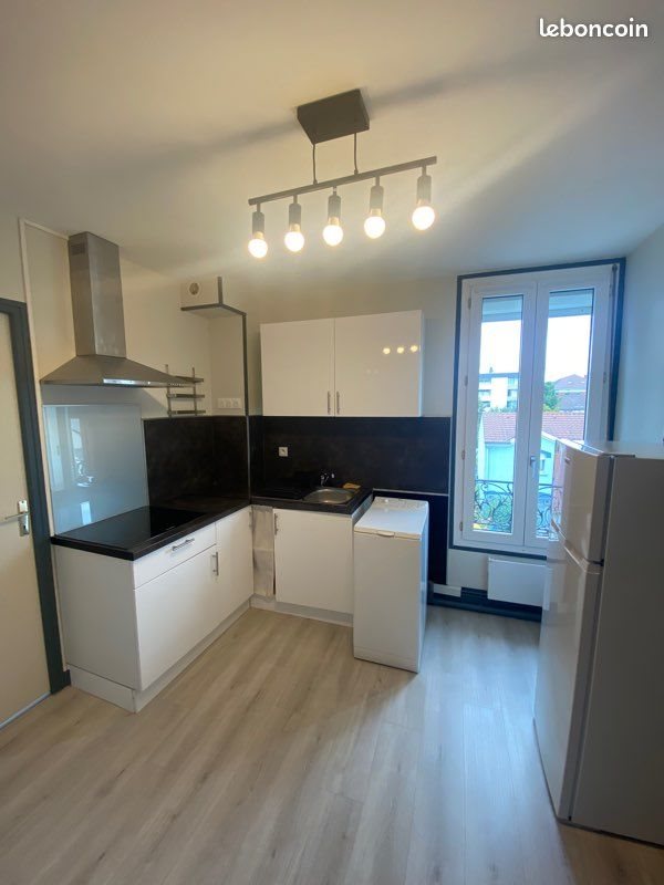 Appartement à louer, 38m², Reims