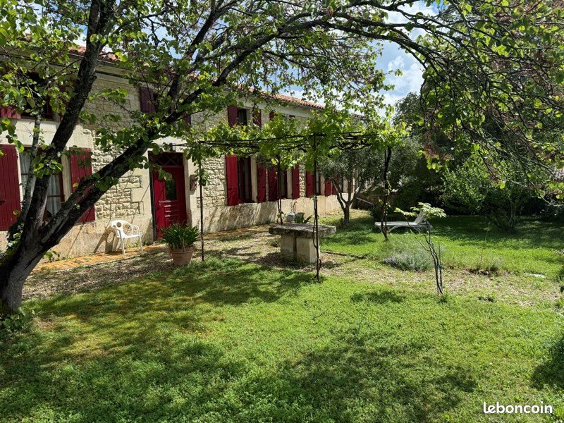 Maison à louer, 130m², Trizay