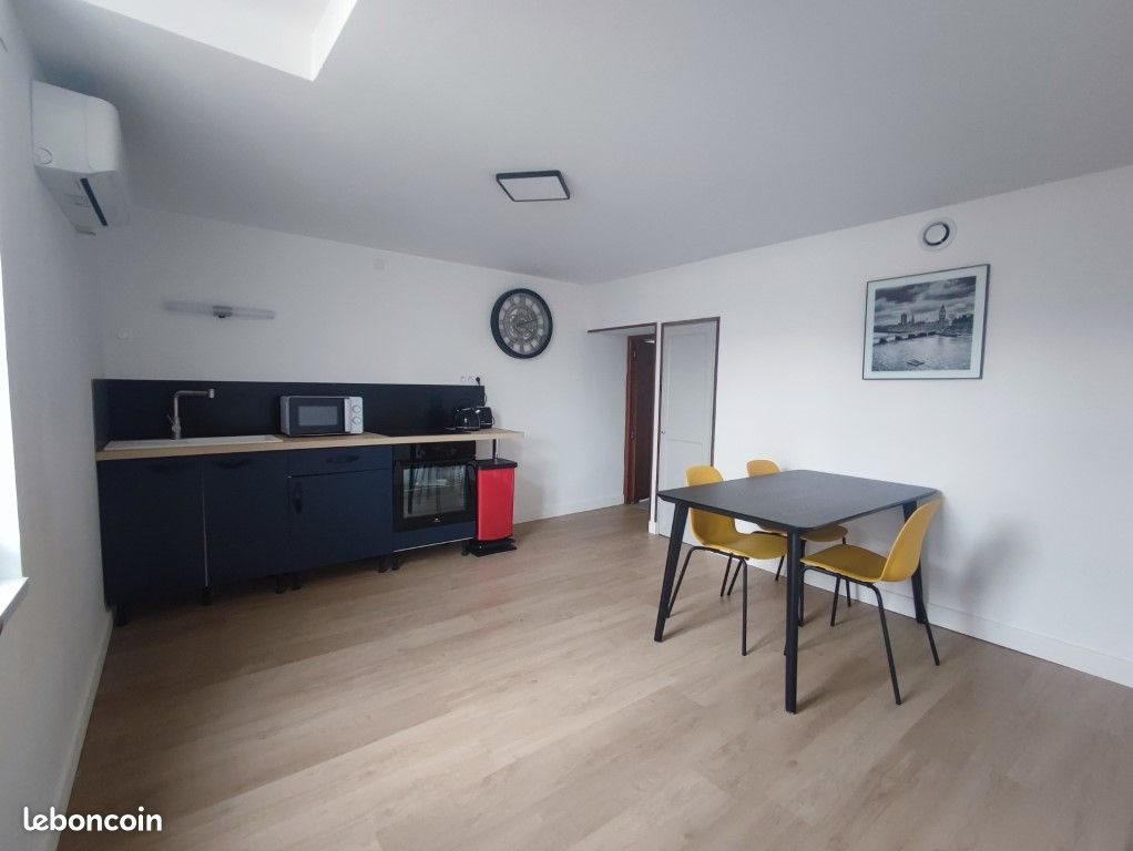 Maison à louer, 60m², Pons