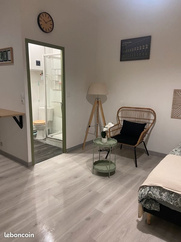 Appartement à louer, 25m², Pauillac