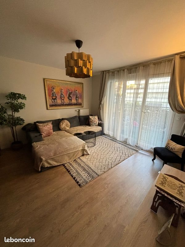 Appartement à louer, 64m², Colombes