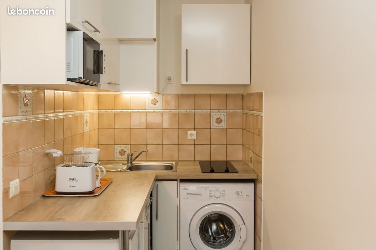 Appartement à louer, 17m², Antibes