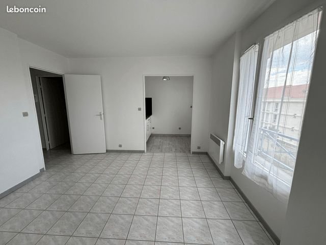 Appartement à louer, 32m², Mantes-la-Jolie