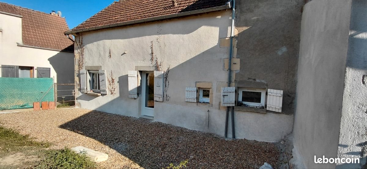 Maison à louer, 45m², Pougues-les-Eaux