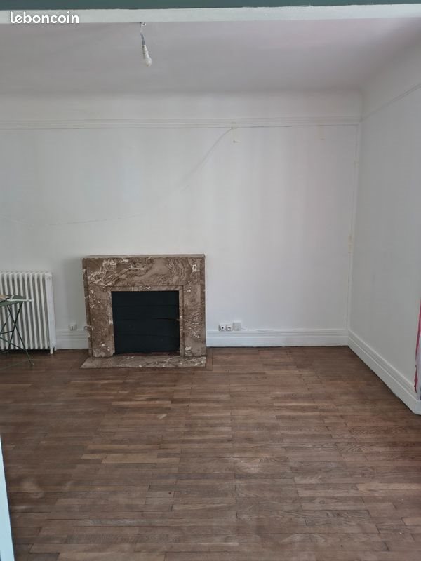 Appartement à louer, 62m², Sedan