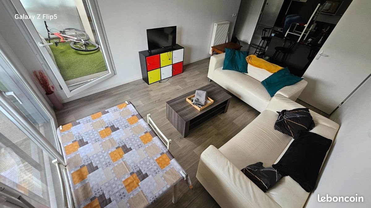 Appartement à louer, 64m², Loos