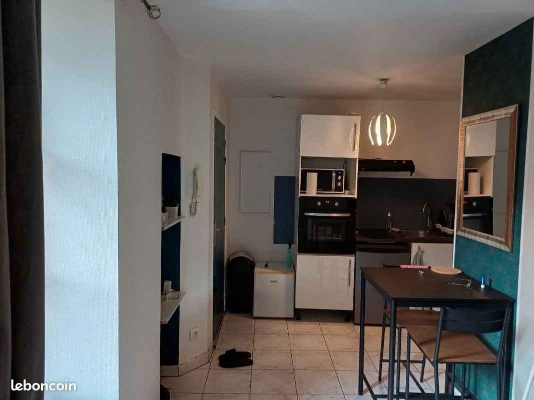 Appartement à louer, 24m², Poitiers