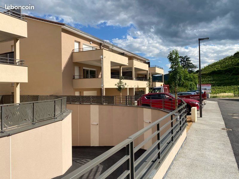Appartement à louer, 64m², Saint-Jean-de-Muzols