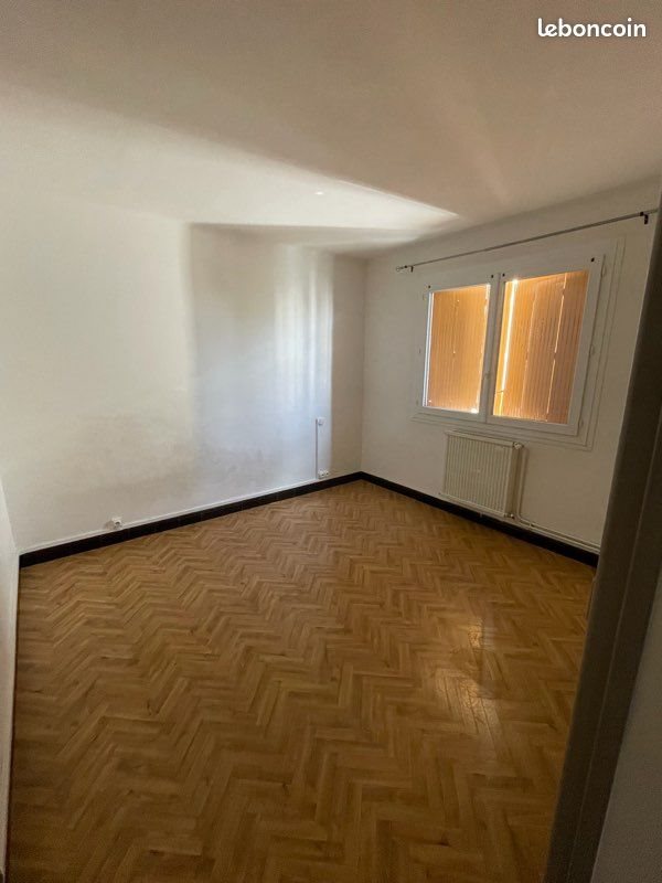 Appartement à louer, 80m², Alès