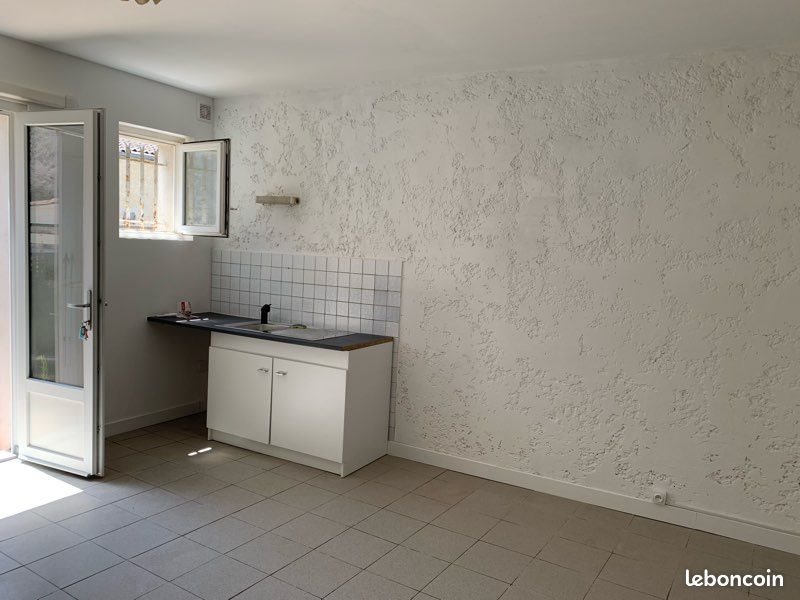Maison à louer, 50m², Saint-Denis-de-Pile