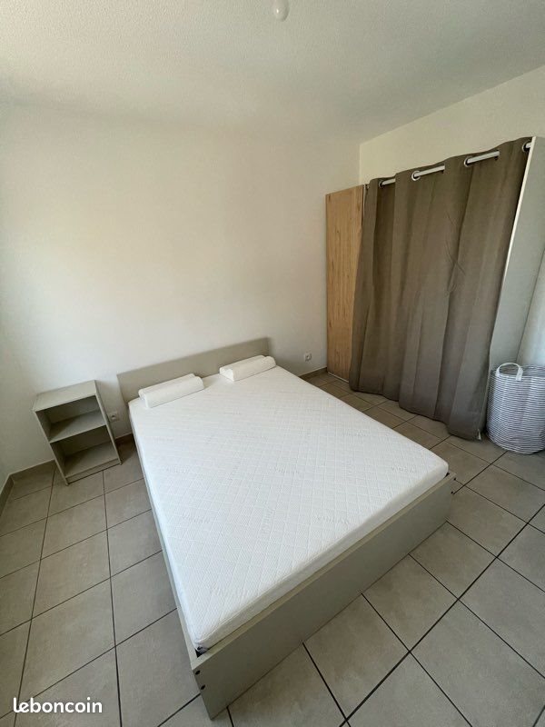 Appartement à louer, 60m², Saint-Geniès-de-Malgoirès