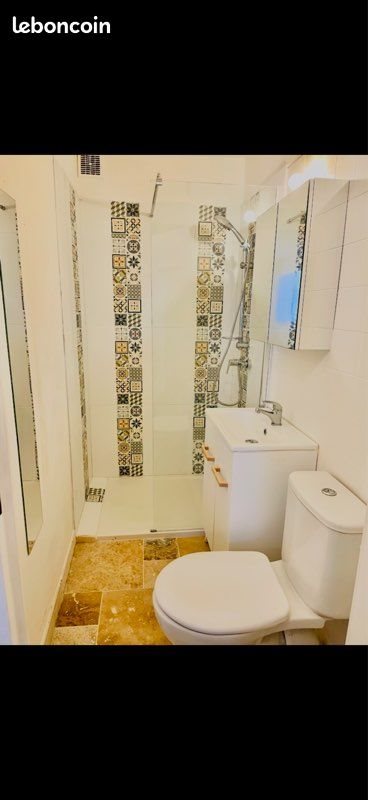 Appartement à louer, 20m², Carqueiranne