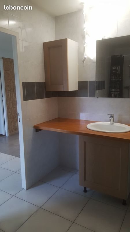 Appartement à louer, 75m², Mignières