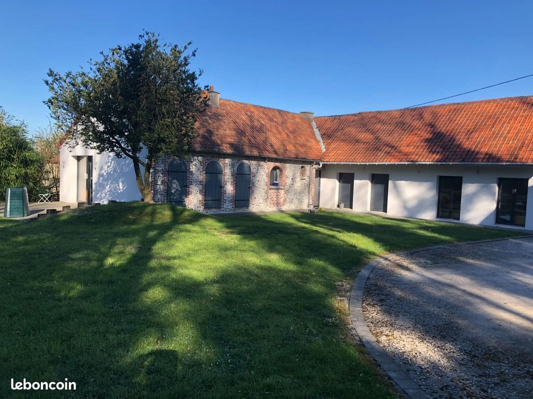 Maison à louer, 145m², Preures