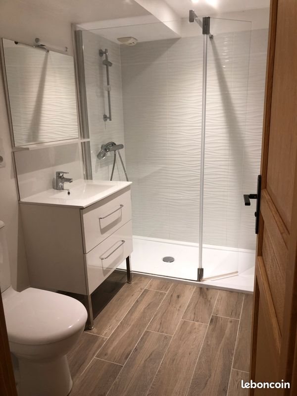 Maison à louer, 145m², Preures