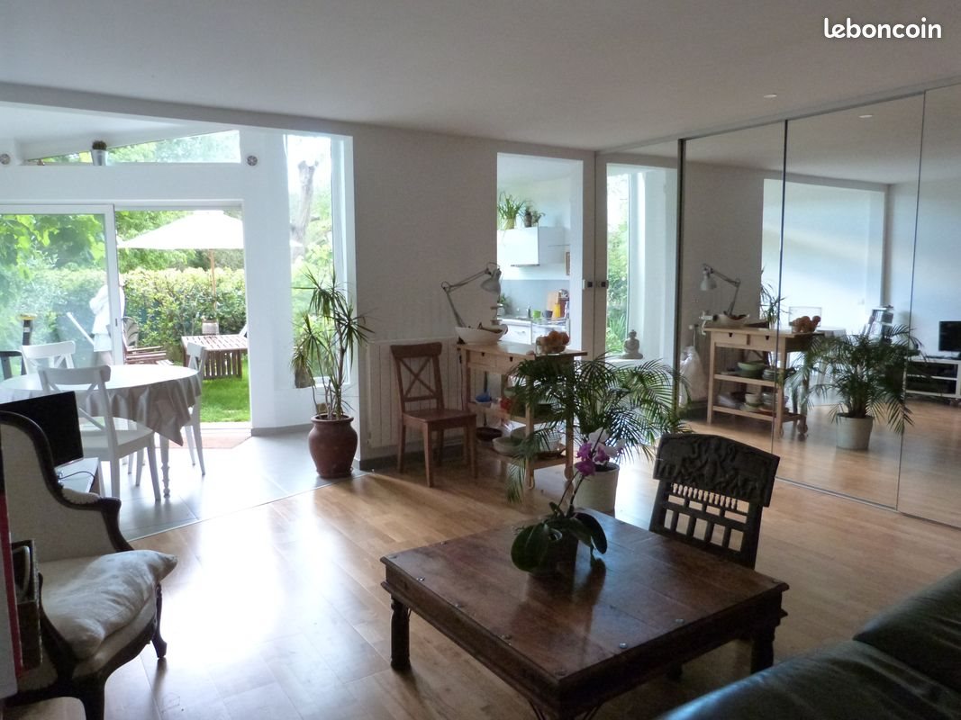Appartement à louer, 90m², Valbonne