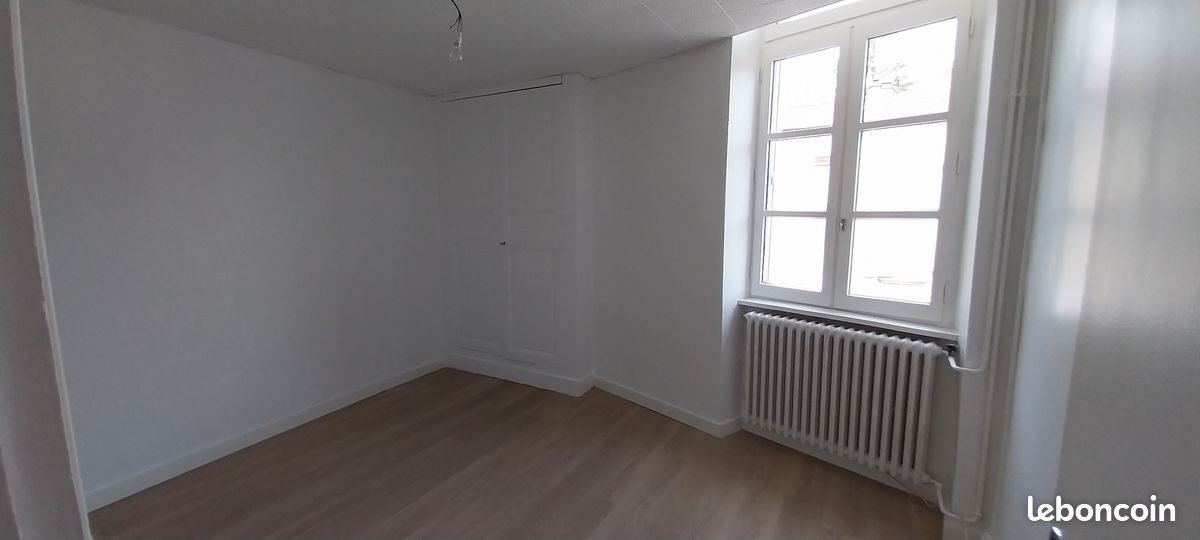 Appartement à louer, 63m², Privas