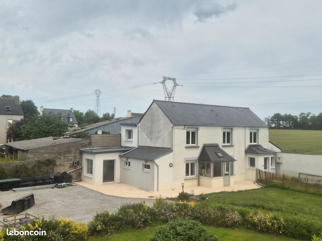 Maison à vendre, 195m², Plouédern