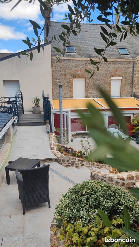 Maison à vendre, 130m², Ambrières-les-Vallées