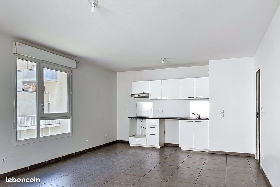 Appartement à louer, 68m², Vaulx-en-Velin