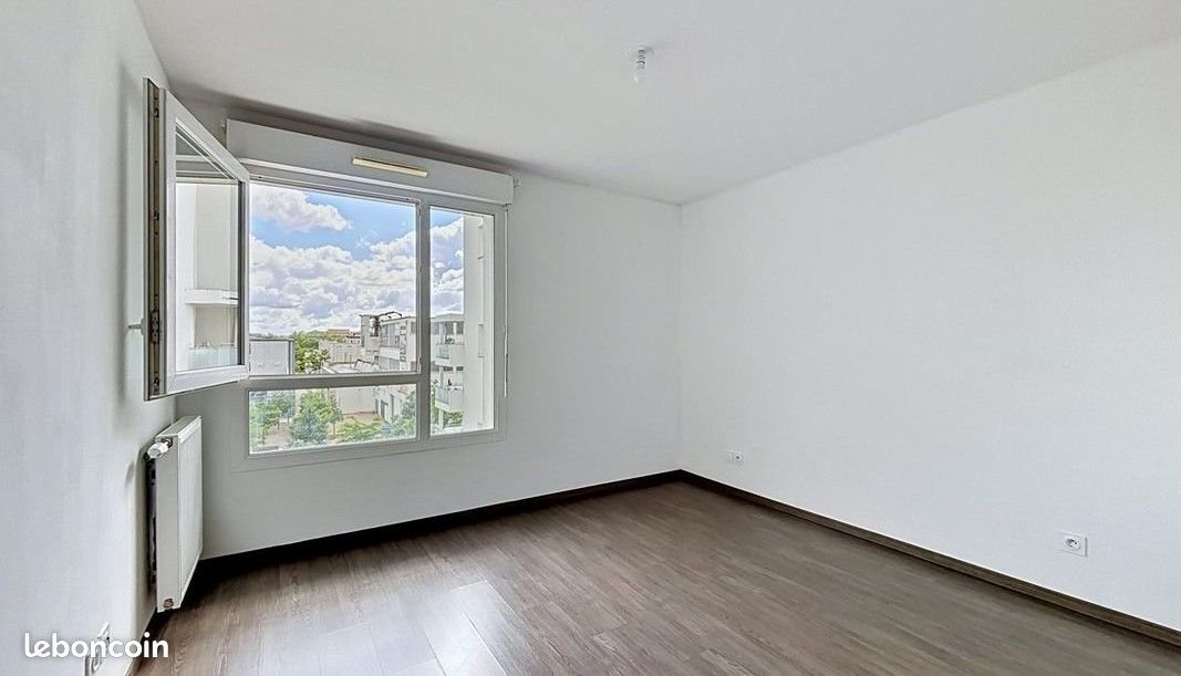 Appartement à louer, 68m², Vaulx-en-Velin