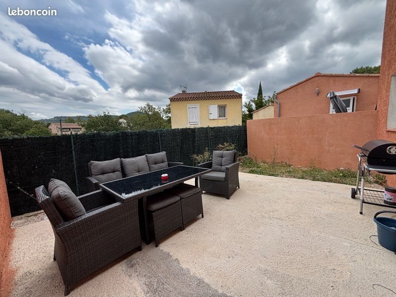 Maison à louer, 50m², Rocbaron