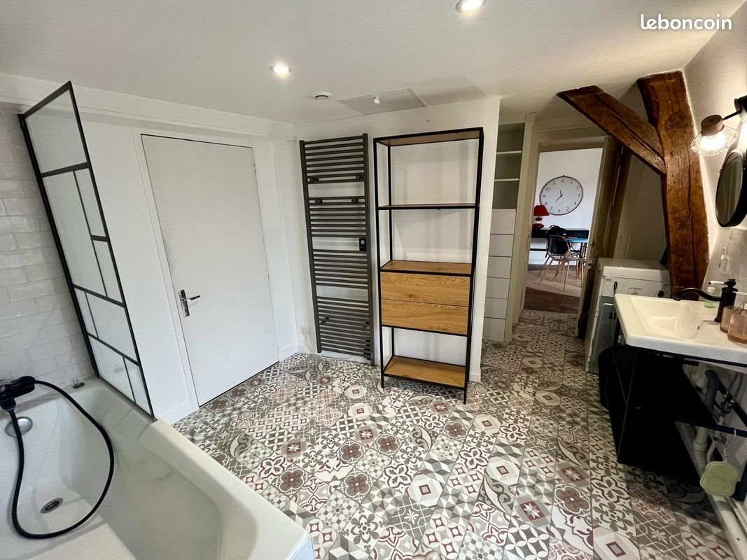 Appartement à louer, 54m², Auxerre