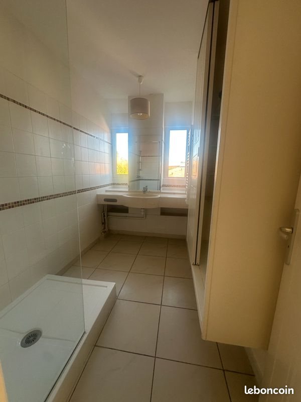 Appartement à louer, 53m², Bollène