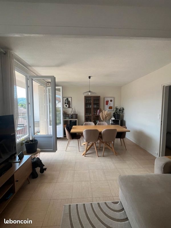 Appartement à louer, 69m², Lons-le-Saunier