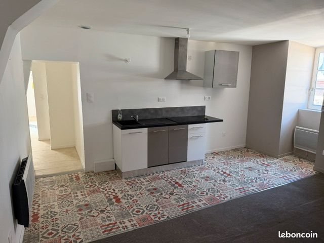 Appartement à louer, 42m², Moulins