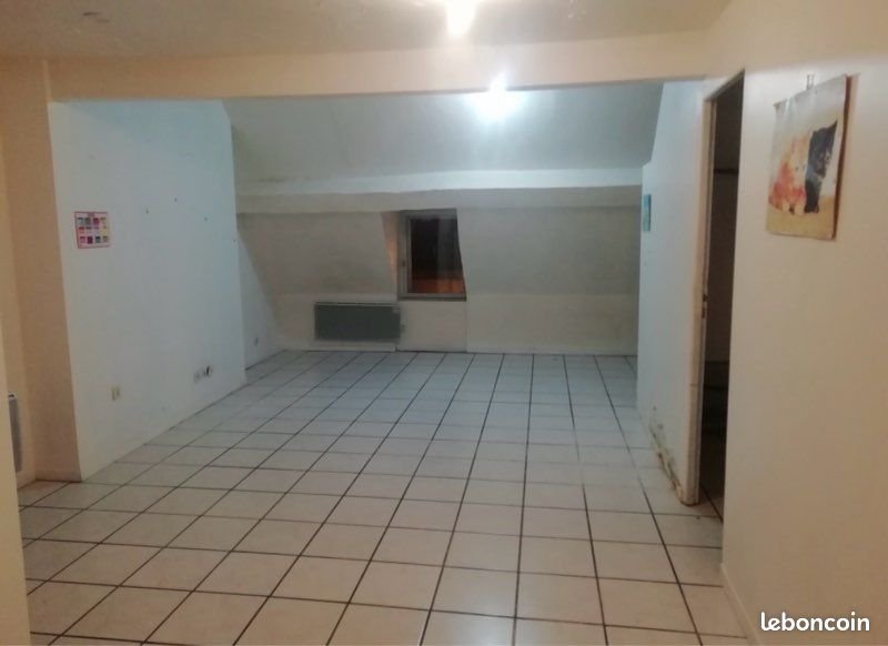 Appartement à louer, 35m², Saint-Pierre-le-Moûtier