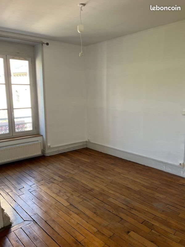 Appartement à louer, 98m², Écully