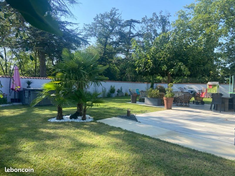 Maison à vendre, 142m², Boisset-lès-Montrond
