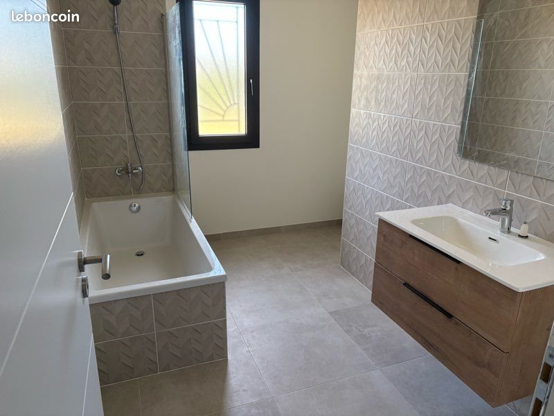 Maison à louer, 85m², Saint-Mathieu-de-Tréviers