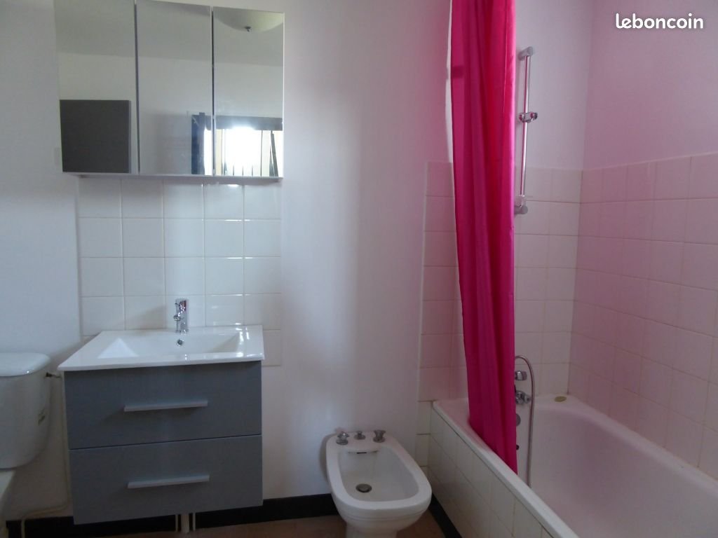 Maison à louer, 85m², Asnières-sur-Nouère